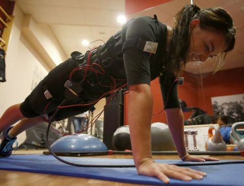 El chaleco con electrodos permite personalizar el trabajo seg�n los requerimientos del usuario. 