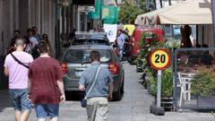 Veh�culos y peatones conviven en San Marcos