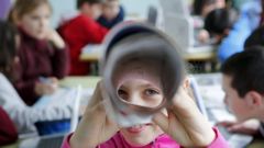 La noticia del d�a es la mejor f�rmula para conectar cada jornada lo que ocurre hoy con el ayer de los libros de texto