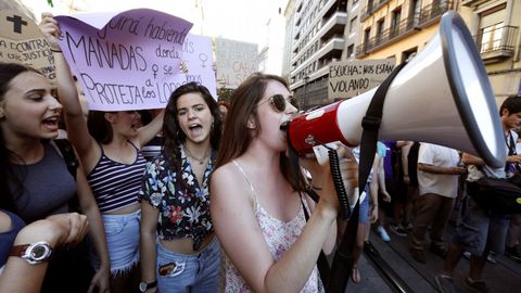 Manifestaci�n en Zaragoza contra el auto judicial que decreta la libertad provisional de los cinco condenados por abusos sexuales en los sanfermines del 2016