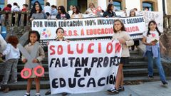 La manifestaci�n de la AMPA del colegio de Asados cont� con representaci�n de otras asociaciones de la comarca.