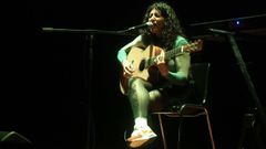 High Paw, joven artista viguesa, en una actuaci�n