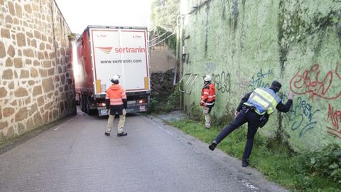 Cami�n atascado en As Xubias