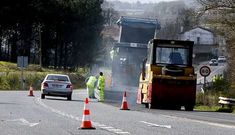 Los trabajos de asfaltado comenzaron esta semana cerca del casco urbano de Sig�eiro.