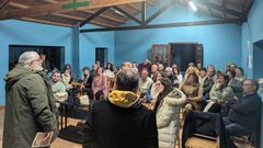 Lleno en el estreno del Cinema Frum de la parroquia de Carracedo, en Caldas