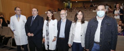 El paciente, con ponentes de Tierra de Hombres, Fundaci�n Jove y Chuac. 
