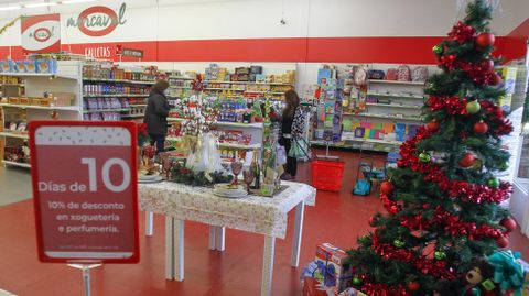 La Cooperativa de O Val, en Nar�n, se sum� este a�o por primera vez a los descuentos del Black Friday
