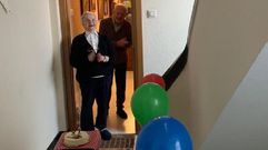 Cumplea�os vecinal para Sof�a G�mez a sus 84 a�os