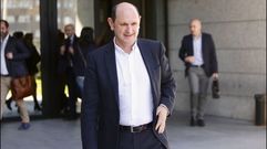 El expresidente de la Diputaci�n de Pontevedra declara por la trama Patos