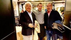 Los del R�o posan con Pepe Noya, due�o del restaurante A Barrola. 