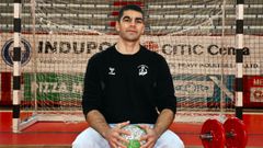 Xurxo Rivas, no pavill�n do Porri�o, un dos lugares onde desenvolve a s�a actividade deportiva.