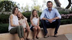 Los reyes comienzan sus vacaciones con el posado de Marivent