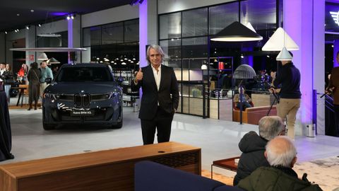 Amiocar presenta el BMW iX3 y estrena la nueva imagen de las instalaciones