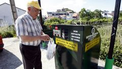 Uno de los colectores de aceite usado situados en el casco urbano de Monforte,  cuyo nmero se incrementar este mes