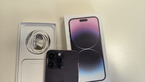 Los teléfonos falsificados parecían reales