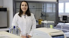 Zoia, en el Laboratorio de Pl�sticos del campus de Ferrol, donde investiga las aplicaciones m�dicas de los biopol�meros