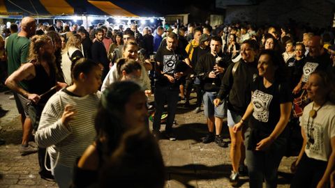 Fiesta del mejillón en O Curro Vello