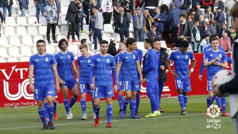 Folch Omar Ramos Viti Carlos Martinez Mossa Alanis Barcenas Tejera Javi Munoz Alfonso Herrero Albacete Real Oviedo Carlos Belmonte.Futbolistas del Real Oviedo tras el encuentro en el Carlos Belmonte