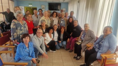 Marta del Arco, en su visita a los apartamentos