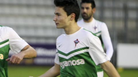 Aitor Pascual, durante un partido en Segunda B con el Racing de Ferrol