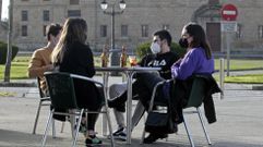 Clientes en una terraza de la Compa��a, en una imagen de archivo

