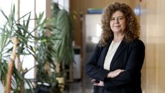 Eugenia P�rez, directora xeral de FP, en el corredor anexo a su despacho de San Caetano