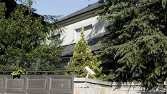 Exterior de la casa donde ha tenido lugar el asalto