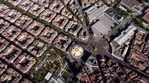 Vista aérea de la plaza de España de Barcelona, epicentro de la Diada 2019, que registró la menor participación desde el 2012