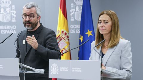 El secretario de Estado de Sanidad, Javier Padilla, en la rueda de prensa conjunta con la secretaria general de Protecci�n Civil y Emergencias, Virginia Barcones.