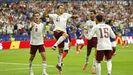 Oyarzabal festeja su gol de penalti contra Francia en semifinales, en el mejor partido de la selecci�n espa�ola.