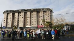 Protesta en defensa de mantener las habitaciones individuales en la residencia As G&aacute;ndaras, en Lugo.