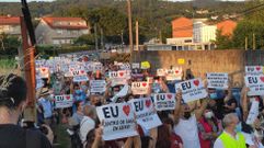Manifestaci�n anterior a favor del centro de salud de Seixo