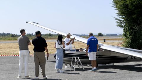 Reunión aeronáutica en Rozas