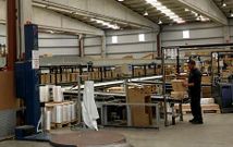 El almac�n robotizado de la central de P�rtico en Mos apenas recibe mercanc�a.