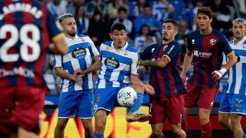 Miguel Loureiro regres� a casa este verano y consigui� cumplir su sue�o de jugar en el Deportivo con 28 a�os