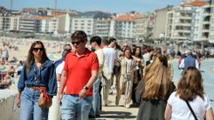 Pese al aparente gran ambiente de este domingo en la playa y el paseo de Silgar, los hoteleros de Sanxenxo esperaban m�s de la Semana Santa.