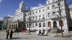 Aspecto actual del Ayuntamiento, con la mayor parte ya finalizada, pero con los andamios todav�a recubriendo el extremo oeste.
