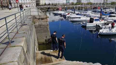 Lugar donde se cay� el hombre en la madrugada de este lunes de Pascua