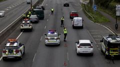 Control de tr�fico en la avenida Alfonso Molina, en la entrada de la ciudad de A Coru�a