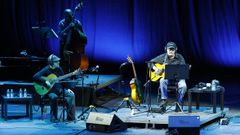 Silvio Rodr�guez llen� hasta la bandera en la noche del s�bado el Coliseum coru��s.