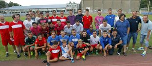 La presentaci�n oficial del Atl�tico tuvo lugar el mi�rcoles en las instalaciones de A Fieiteira. 
