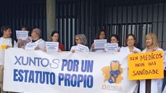 Los m�dicos volvieron a concentrarse por el estatuto marco a las puertas del Chuac