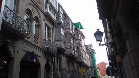 Galer�as de las casas con los n�meros 9 y 11 de la calle Comercio