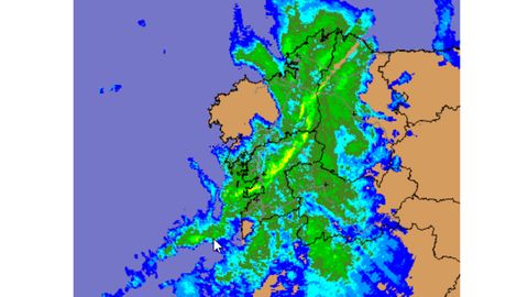 Imagen de esa l�nea de inestabilidad y fuertes precipitaciones barriendo Galicia