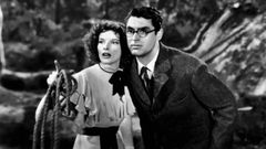 Katherine Hepburn y Cary Grant protagonizan �La feria de mi ni�a�
