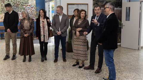 El conselleiro de Educaci�n visit� el renovado instituto Alfredo Bra�as de Carballo