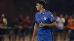 Adrián Guerrero.