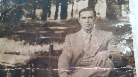 Imagen antigua del padre gallego de Esperanza, Francisco Sanles Gonz�lez