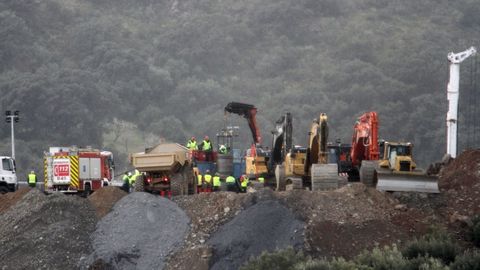 El operativo de rescate en el paraje Dolm�n Monte Coronado en Total�n
