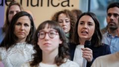 La secretaria general de Podemos, Ione Belarra y la secretaria poltica, Irene Montero, durante la presentacin de la candidatura de la exministra de Igualdad a las elecciones europeas